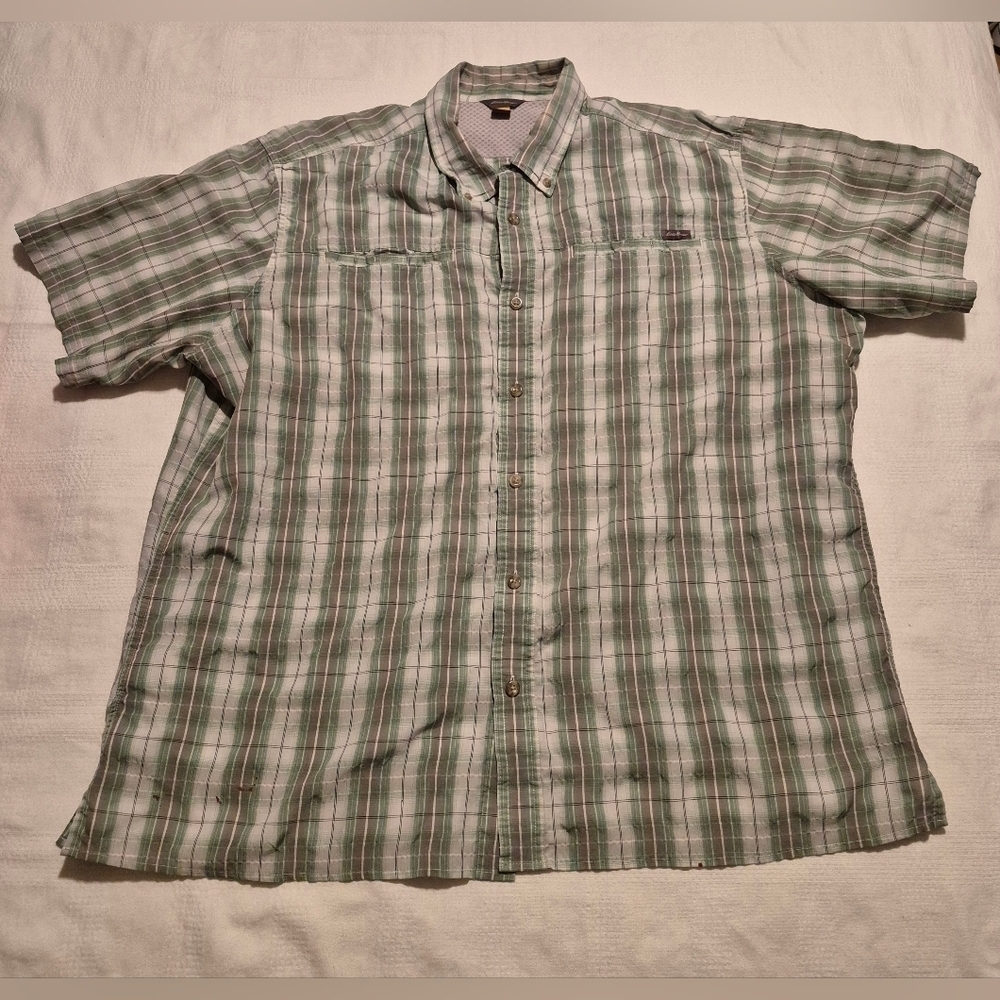 Eddie Bauer men's size 2XL gray, green & white plaid short sleeve shirt defects